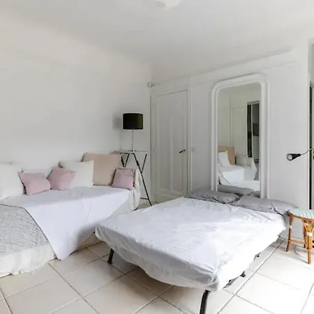 Champs-elyseesav Des Champs Cosy Studio Appartamento